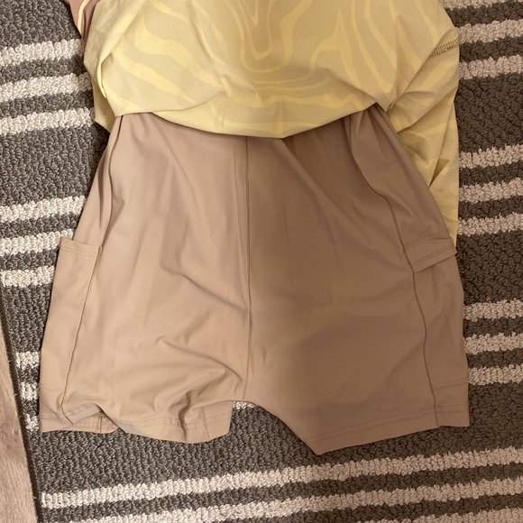 Outdoor Voices Pampas Swirl Exercise Dress 2.0 - Picture 4 of 4